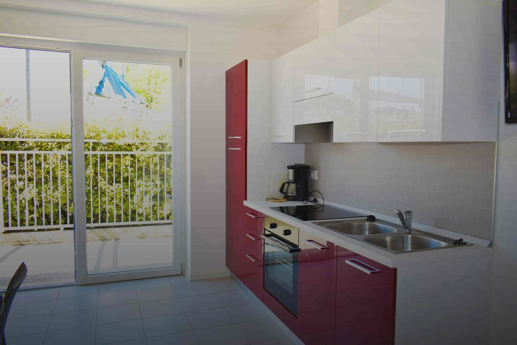 Residence Ambra Рива дел Гарда Екстериор снимка