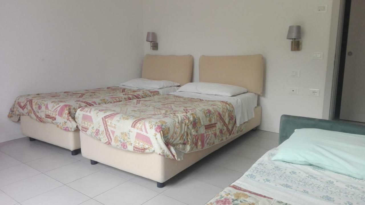 Residence Ambra Рива дел Гарда Екстериор снимка